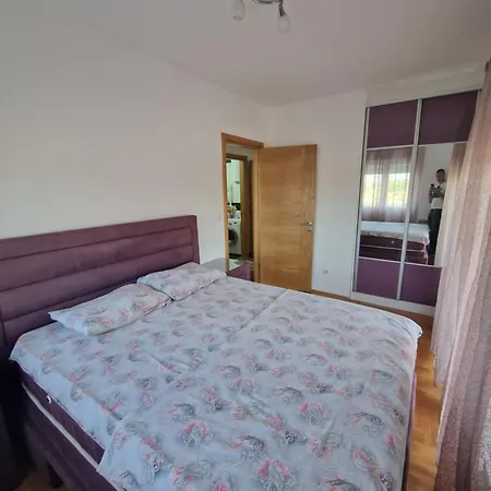 For A Day * Ποντγορίτσα